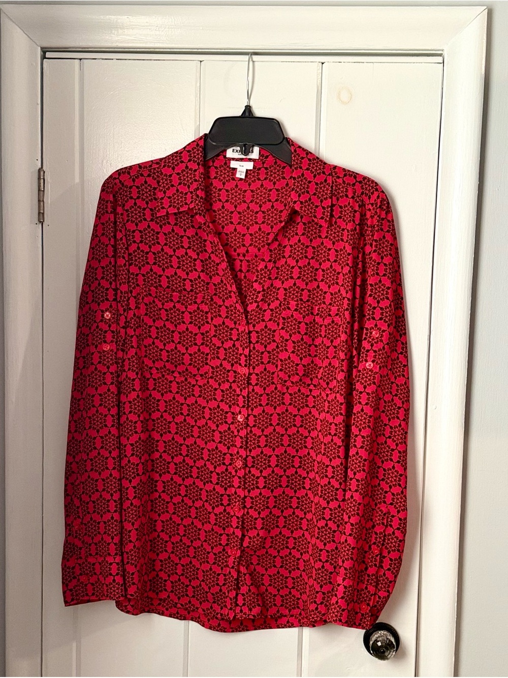 Express Red Geometric Print Portofino Button-Down Blouse L Slim